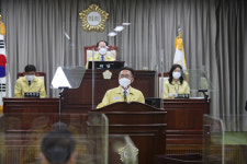 금마 서동공원 조각상 훼손 심각, 정비시급