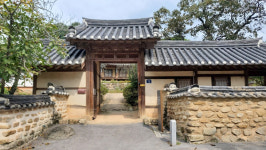 나눔과 철학이 숨 쉬는 공간 夢心齎