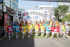 군산 우체통거리 손편지 축제 레트로 감성 통했다