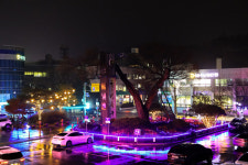 진안군청 광장 경관조명 설치 화려한 불빛으로 물들어