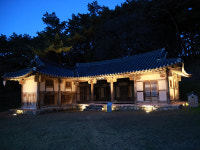 빛으로 물든 고창읍성으로 밤 마실 가볼까