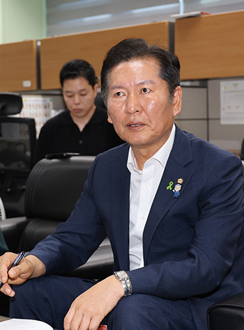 정청래 대표, 내란 척결에 총력 강인한 리더십으로 개혁과 내란세력 손질 강조