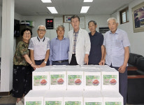 정읍 퇴직 공직자 김건재씨, 경로당에 김치 전달
