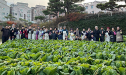전주 여명노인복지센터, 김치 나눔