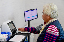 스마트한 경로당, 열 자식 안부럽지요~