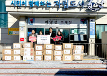 군산 성은교회, 소룡·미성동 경로당에 성품 전달