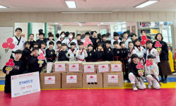 군산 장재동 한국태권도장, 소외계층에 2년째 라면 기부