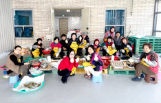 OCI(주) 군산공장, 설맞이 장애인 가정 부침개 나눔