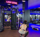  레이디존  헬스클럽 느는 이유... 남성 시선 부담스러워서?