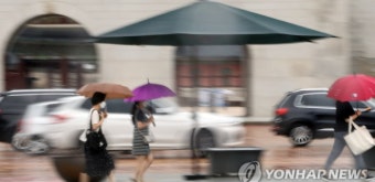 [수요일날씨] 전국 장맛비…충청·전북 오전까지 시간당 30mm 안팎 호우