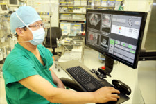 초기 전립선암 수술 없이 초음파로 치료한다