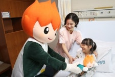 어린이병원 캐릭터 ‘아루미’ 10년간 200만 환아들에게 꿈과 희망줘