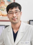 콘택트렌즈·시력교정술도 원인…조기치료 중요