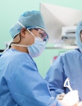평촌서울나우병원 윤재연 원장, 로봇 활용 무릎 반치환술 성공