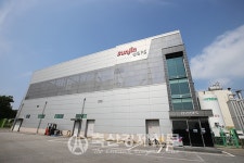 선진, 산불 이재민에 물품 전달