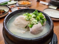 [축산 바로 알리기] 여름철 원기회복에는 토종닭 요리가 제격