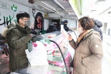 서울경기양돈농협, 직거래장터서 허브한돈 홍보
