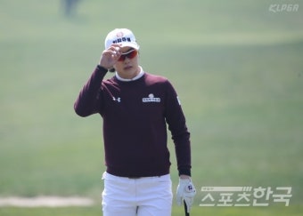 김민선5, 롯데렌터카 여자오픈 이틀 연속 언더파 -6 단독 선두...최혜진ㆍ이정민 1타 차 공동 2위(종합)