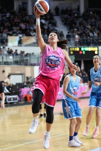 'WKBL 최초 4년 연속 1위' 김단비, 올스타전 팬 투표 1위...2위는 강이슬