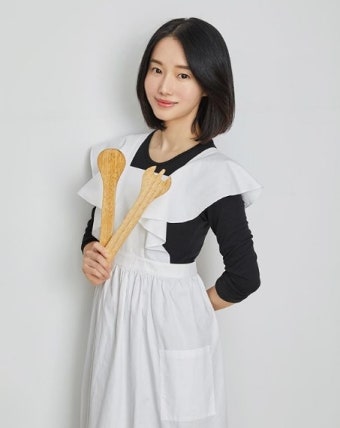 이정현 남편? 상큼함 톡톡 터지는 비주얼 눈길