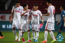 '문창진 PK 결승골' 상주, 성남에 1-0 승리...성남 4연패