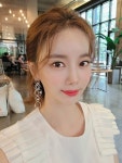 한소영, 러블리함 가득 머금은 미소