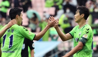 '조규성 멀티골' 전북, 대구에 2-0 승리...K리그 최초 4연패·통산 8번째 우승!