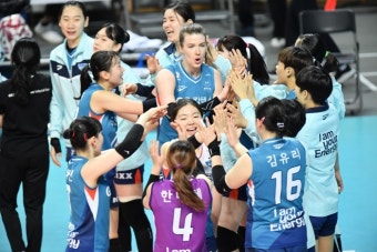GS칼텍스, 한국도로공사에 3-0 완승… 흥국생명 7점차 추격