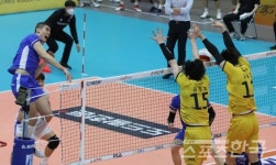 블로킹에 막혀버린 스파이크