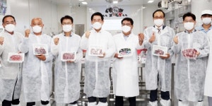김영록 지사, 강진 흑염소 가공·유통 전문기업 가온유통 방문
