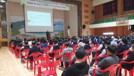 신안도초고등학교, 제92주년 학생독립운동 기념일 맞아 공동체 평화의 날 운영