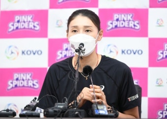 컴백 '배구여제' 김연경 