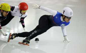 황대헌, 쇼트트랙 선발전 종합 1위…1년 만에 다시 대표팀으로
