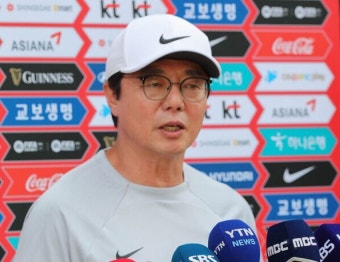 답답한 황선홍 감독 