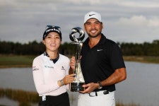 24년 만의 PGA·LPGA 혼성대회…초대 챔피언은 리디아 고-데이 듀오
