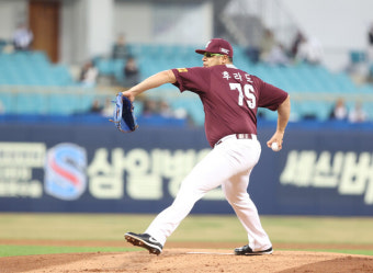 '스트라이크 80%+7K' 키움 후라도, 7이닝 1자책점 완벽투로 삼성전 5연속 QS…시즌 5승 정조준