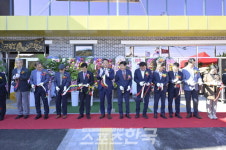 순창군 구림면 분회 경로당, 문 활짝