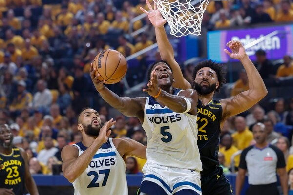 NBA 미네소타 팀버울브스, 골든스테이트 워리어스 꺾고 2년 연속 서부 결승행!