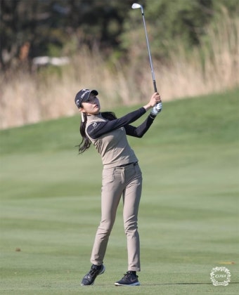 루키 정지유 프로의 정교한 아이언샷 [KLPGA 롯데렌터카 여자오픈]