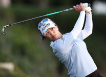 6홀 연속 버디 고진영, 팔로스 버디스 첫날 64타 선두권 [LPGA]
