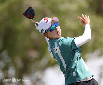 '잘 버틴' 김효주, 포드 챔피언십 3R 공동 선두로 '우승에 성큼' [LPGA]