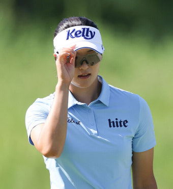 KLPGA 투어 맥콜·모나 용평 오픈, 고지우 선수 공동 선두에 입성