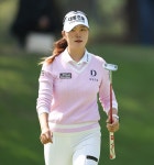 무빙데이 이글 2개 김민선7, 동부건설·한국토지신탁 대회 단독1위…첫 우승 겨냥 [KLPGA]