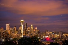 시애틀의 잠 못 이루는 매력