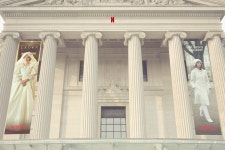 온라인에서 만나는 과  의상