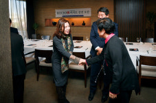 미래 비전 위한 희망의 덕담  나누다