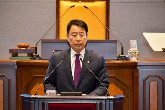 [아유경제_행정] 강남구의회, 제8대 후반기 의장 한용대 선출