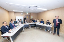 [아유경제_행정] 강남구의회 복지문화위원회, 논현문화마루도서관ㆍ강남문화원 현장방문