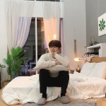 ‘노래가 참 좋네요...’ 송강, 인스타그램을 통해 근황 공개
