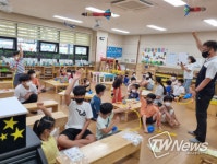 제주특별자치도교육청 외도초병설유치원, 초등학교 과학동아리와 함께하는 에어로켓 놀이